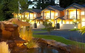 Falls Mountain Retreat